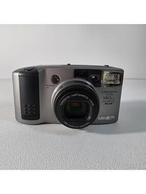 Minolta Freedom Zoom 140EX Panorama Date 35mm Point & Shoot Film Camera - Tested